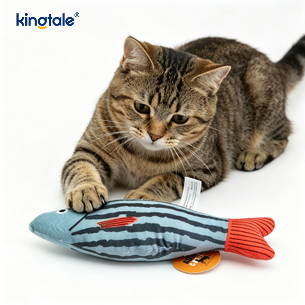 Piepend duurzaam kattenkruid kattenspeelgoed met verschillende realistische vissen